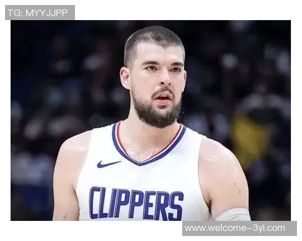 弗拉格感激加福德的支持与建议共同进步的篮球伙伴关系